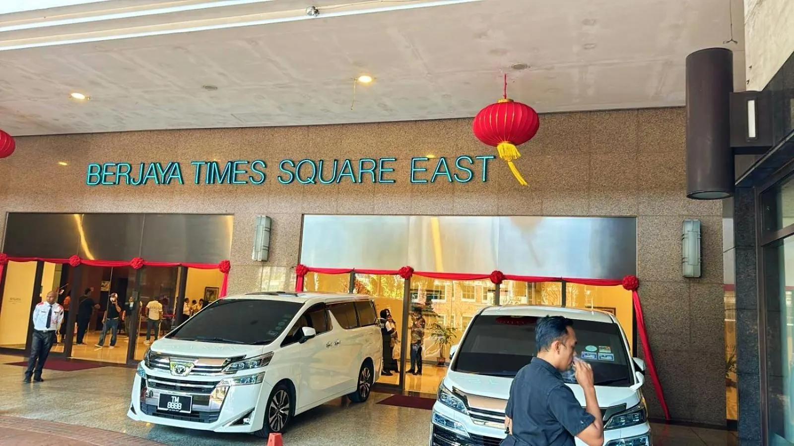 Emas Service Suite Times Square Куала-Лумпур 0*,  Малайзия