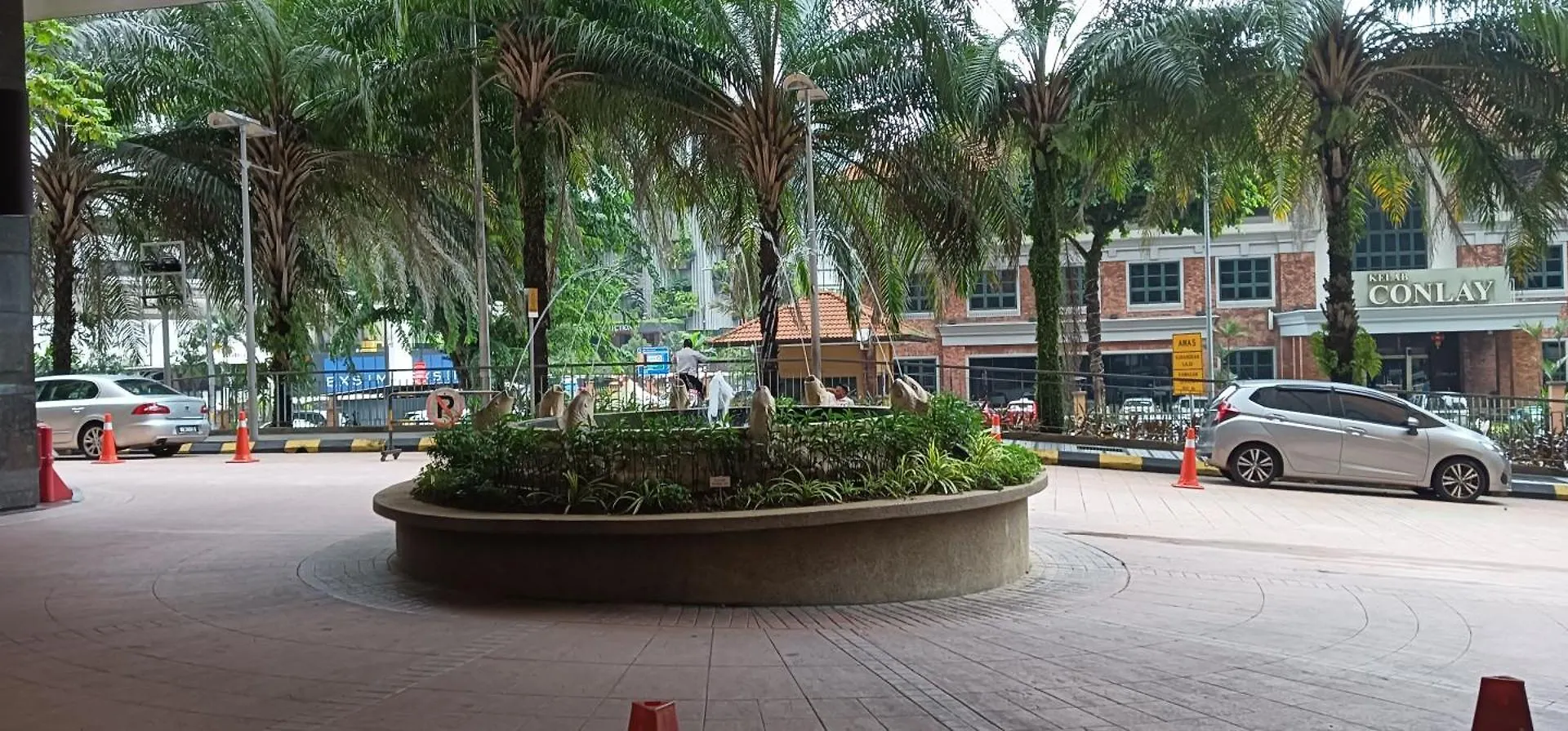 Emas Service Suite Times Square Kuala Lumpur Malaysia