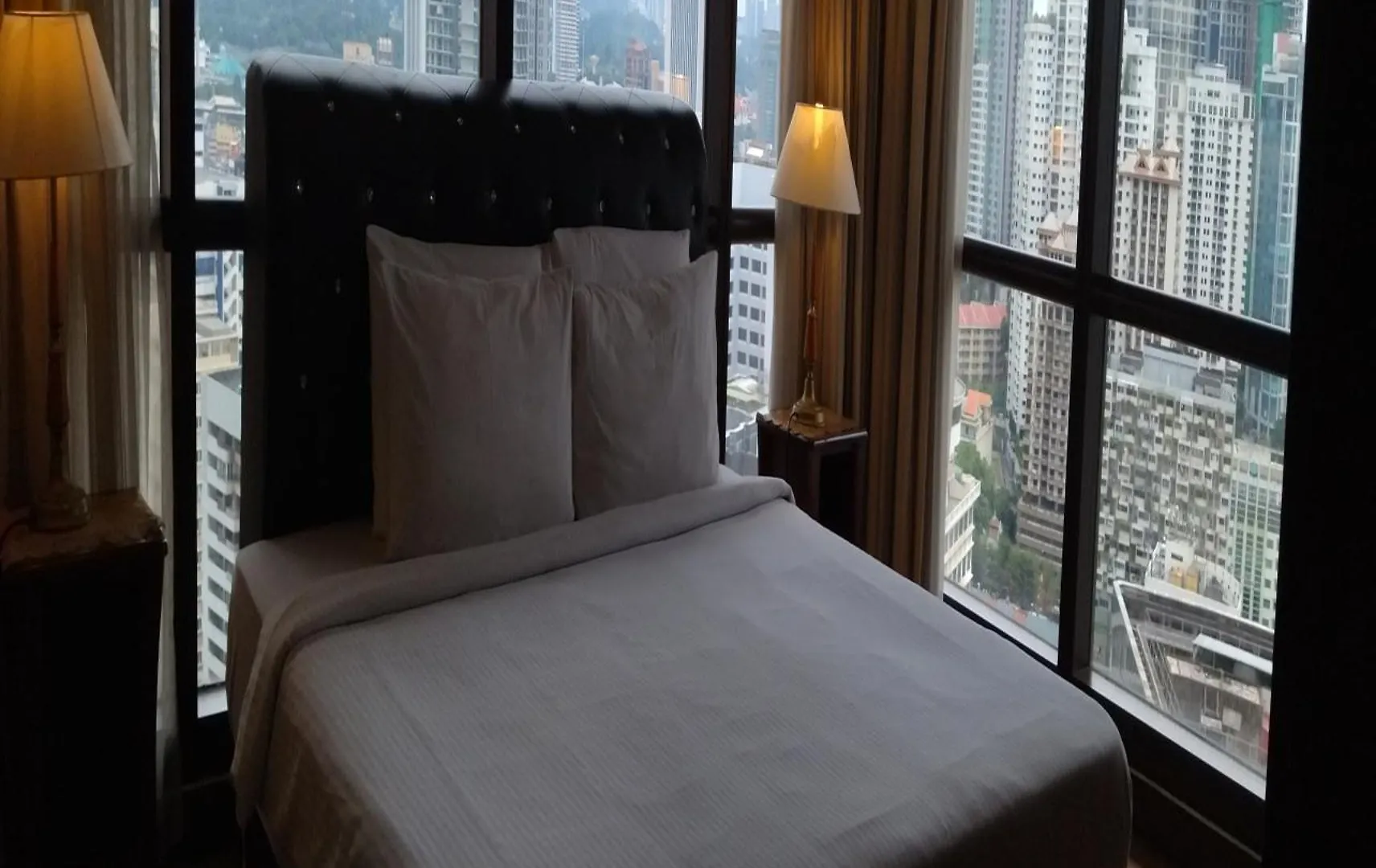 Emas Service Suite Times Square Kuala Lumpur
