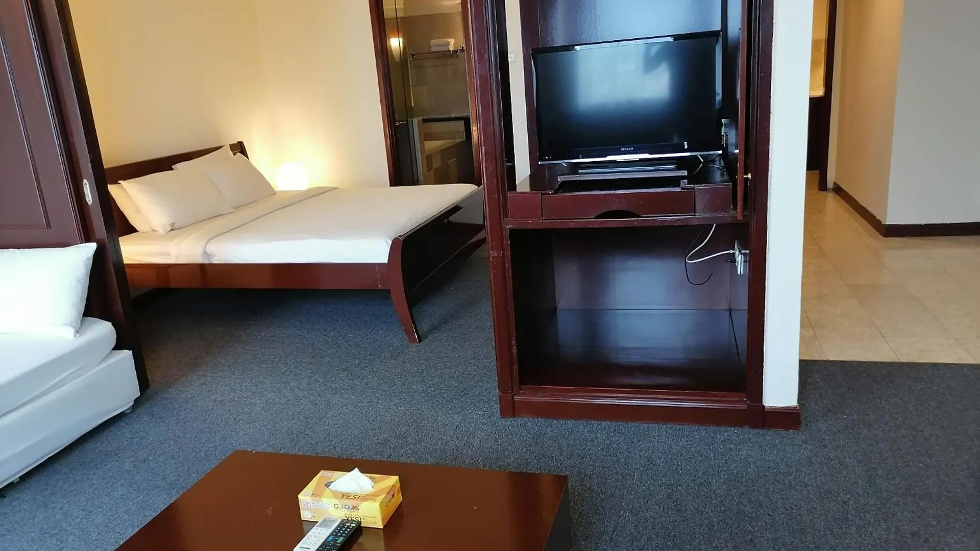 Emas Service Suite Times Square Kuala Lumpur 0*,